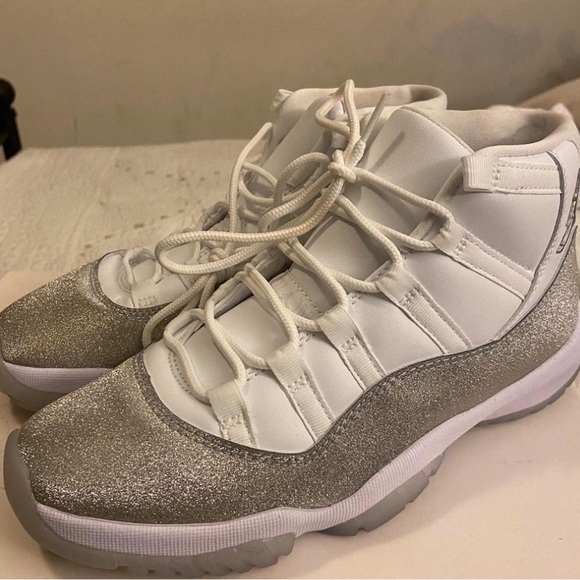Jordan Other - Jordan 11 Retro High "Vast Grey" Metallic Sparkly Silver